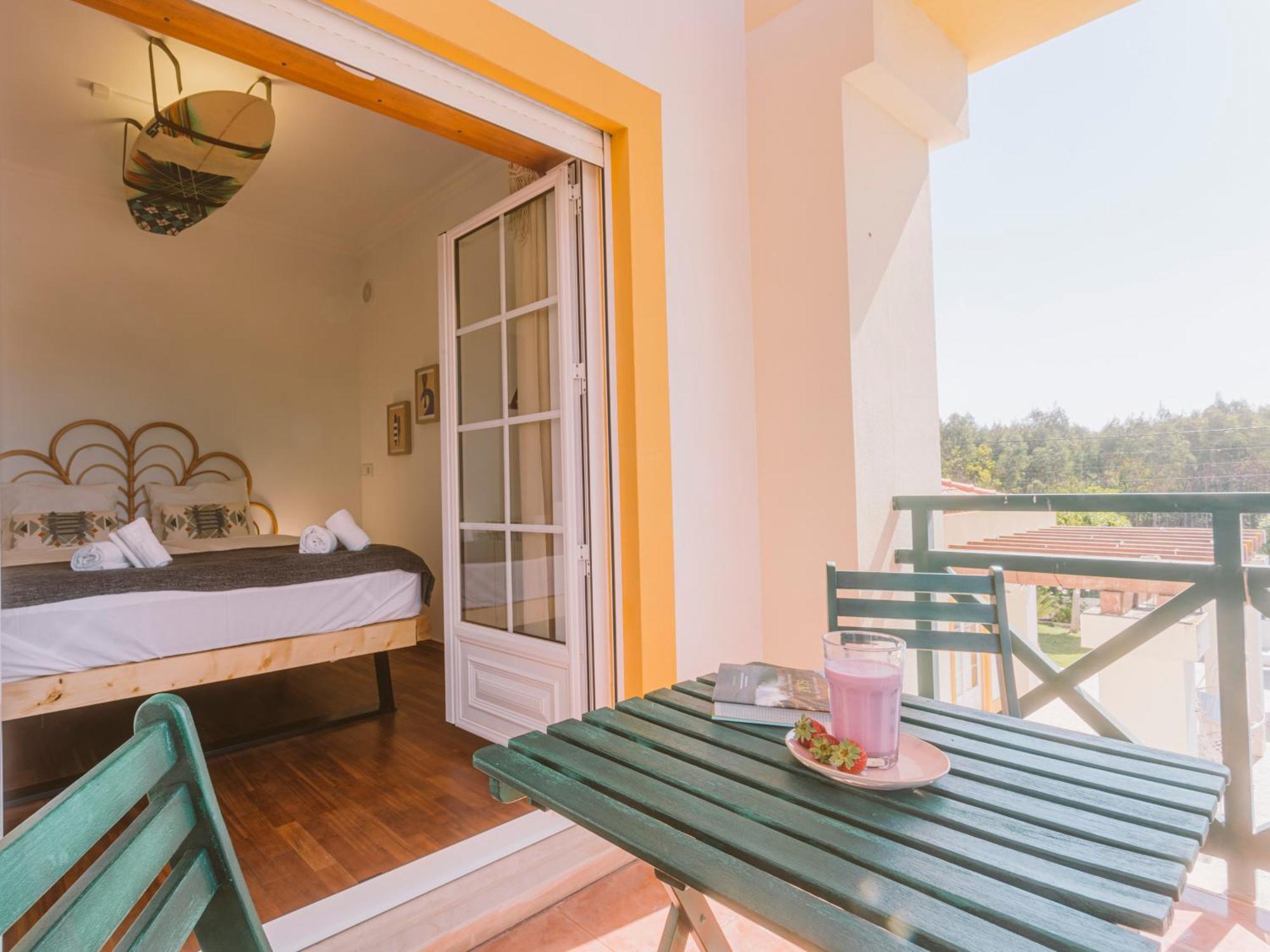 بيت شباب Cliff Surf House أدوس كونهادوس المظهر الخارجي الصورة