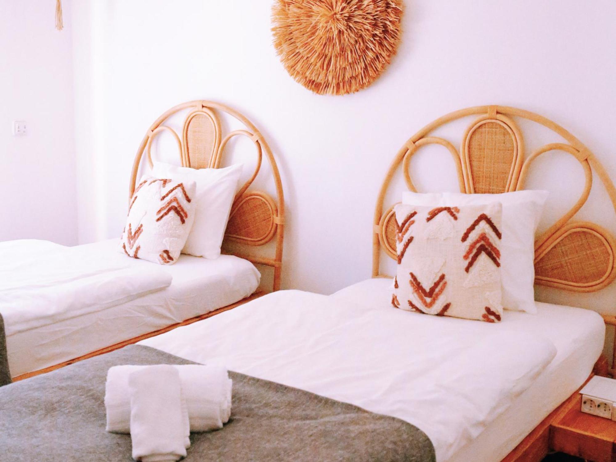 بيت شباب Cliff Surf House أدوس كونهادوس المظهر الخارجي الصورة