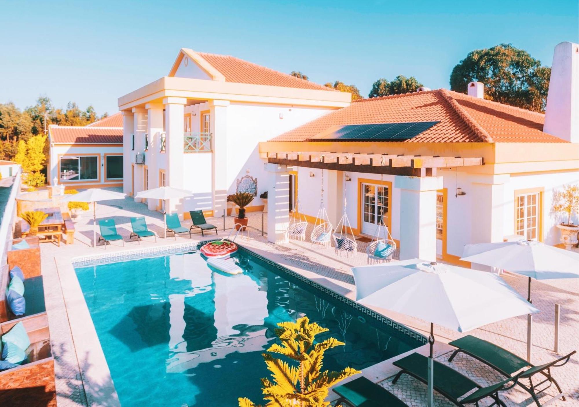 بيت شباب Cliff Surf House أدوس كونهادوس المظهر الخارجي الصورة