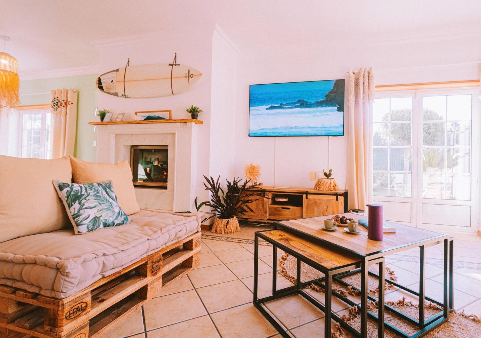 بيت شباب Cliff Surf House أدوس كونهادوس المظهر الخارجي الصورة